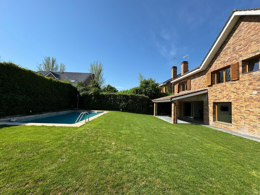 House in La Moraleja, Alcobendas, Comunidad de Madrid 3 - 18358050