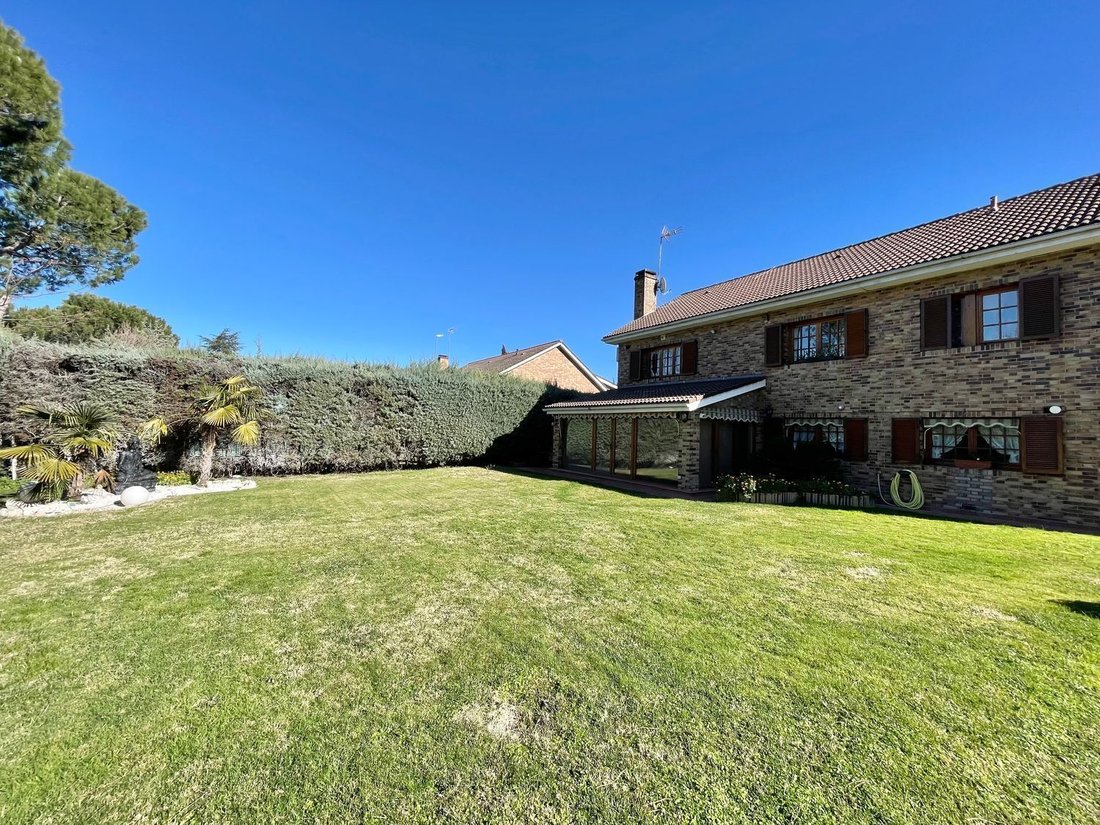 House in La Moraleja, Alcobendas, Comunidad de Madrid 1 - 18357453