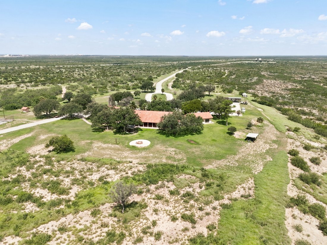 Farm Ranch in Eagle Pass, Texas, United States 5 - 18359622