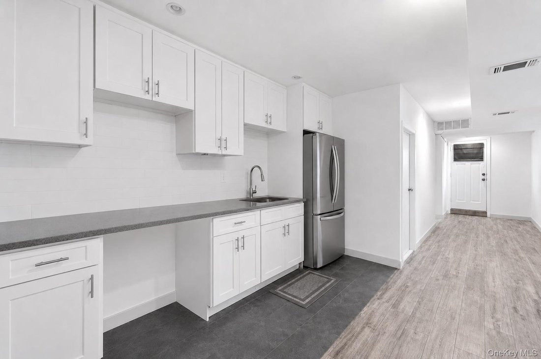 Apartment in New York, New York, United States 5 - 18358429