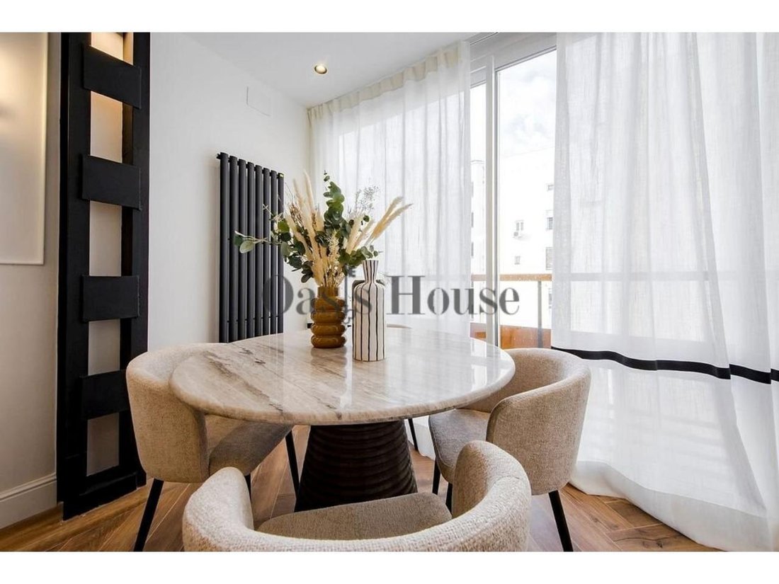 Apartment in Barrio Salamanca, Madrid, Spain 2 - 18359403