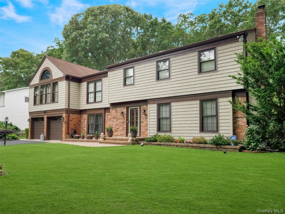 House in Smithtown, New York, United States 4 - 18358376