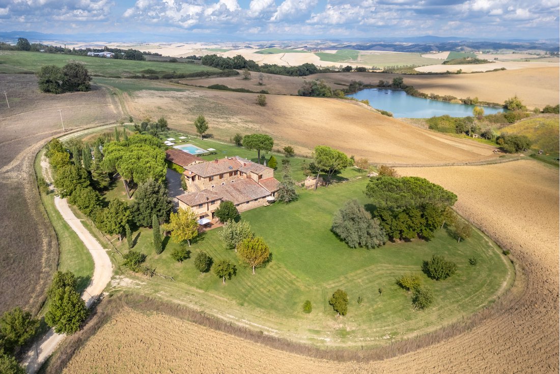 Farm Ranch in Murlo, Tuscany, Italy 1 - 15190509