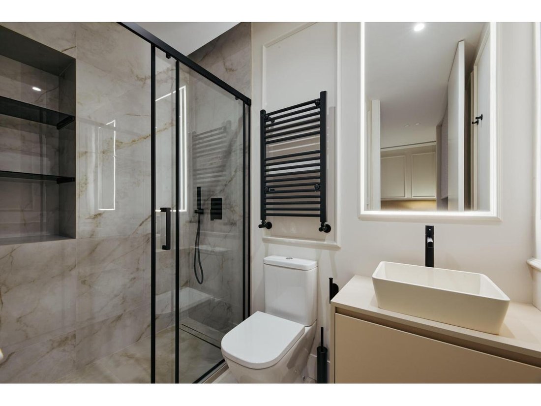 Apartment in Barrio Salamanca, Madrid, Spain 5 - 18357873
