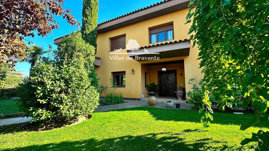 Chalet à Villanueva de la Cañada, Communauté de Madrid, Espagne 4 - 18357354