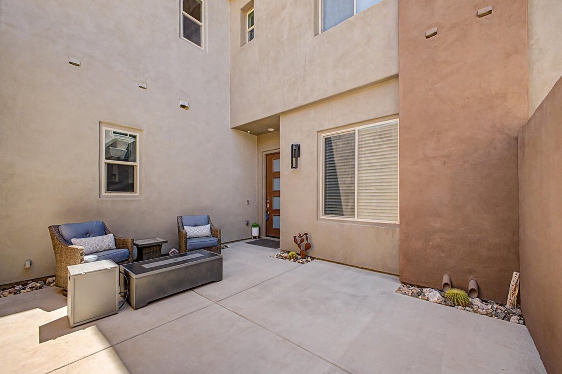 Scottsdale, Arizona, United States 4 - 18359596