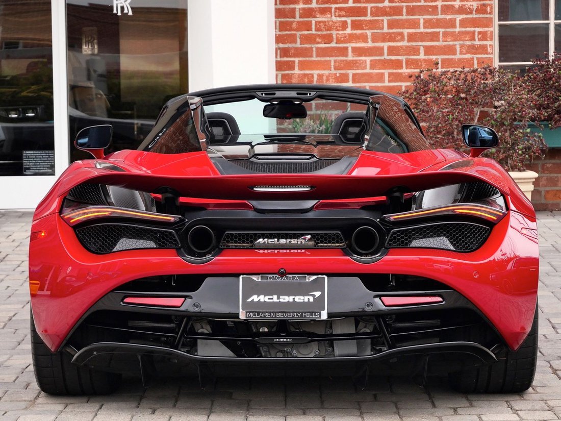 Cabriolet in Beverly Hills, CA, United States 5 - 18359519
