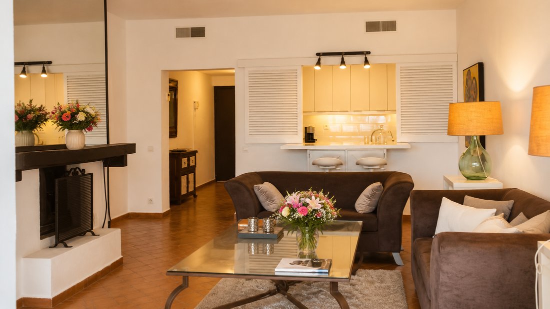 Apartment in Puerto Banus, Marbella, Spain 4 - 18357038