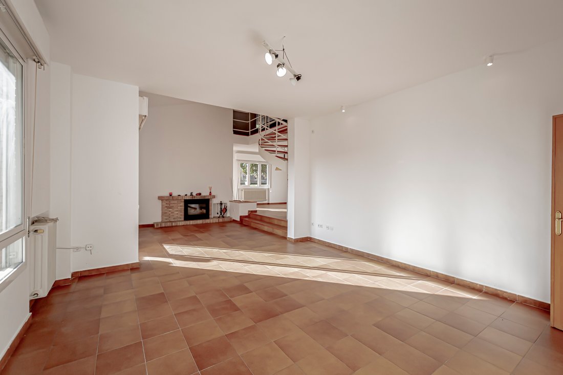 Chalet in Las Rozas de Madrid, Comunidad de Madrid, Spain 5 - 18358126