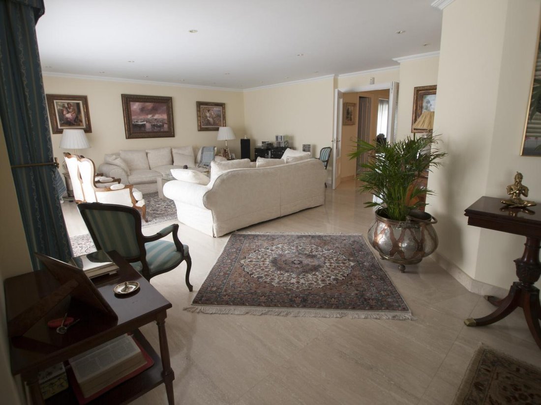 Chalet in Las Rozas de Madrid, Comunidad de Madrid, Spain 5 - 18357212