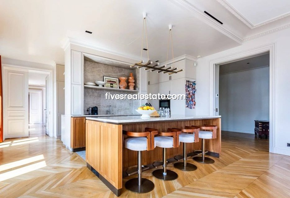Apartment in Chamartín, Madrid, Spain 3 - 18358211