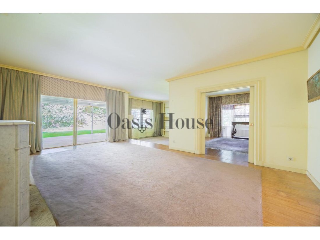 Chalet in Fuencarral-El Pardo, Madrid, Spain 4 - 18357142