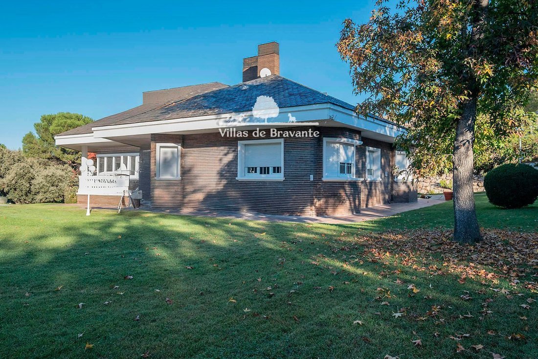 Chalet a Pozuelo de Alarcón, Madrid, Spagna 4 - 18357131