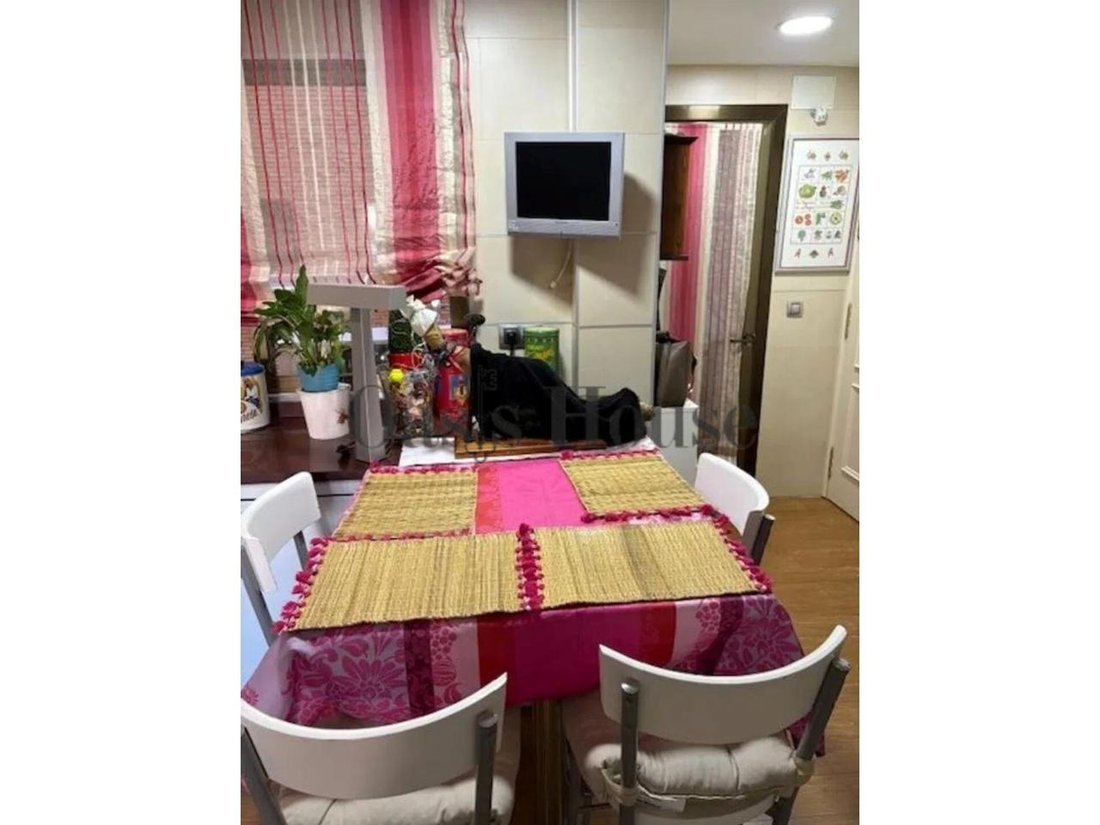 Apartment in Fuencarral-El Pardo, Madrid, Spain 4 - 18359531