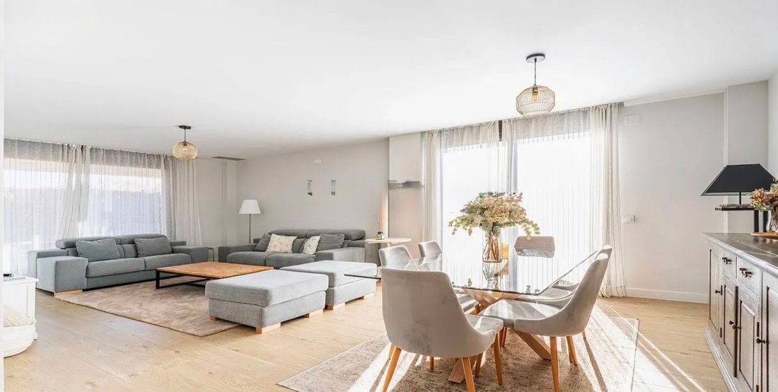 House in Las Rozas de Madrid, Comunidad de Madrid, Spain 1 - 18358245