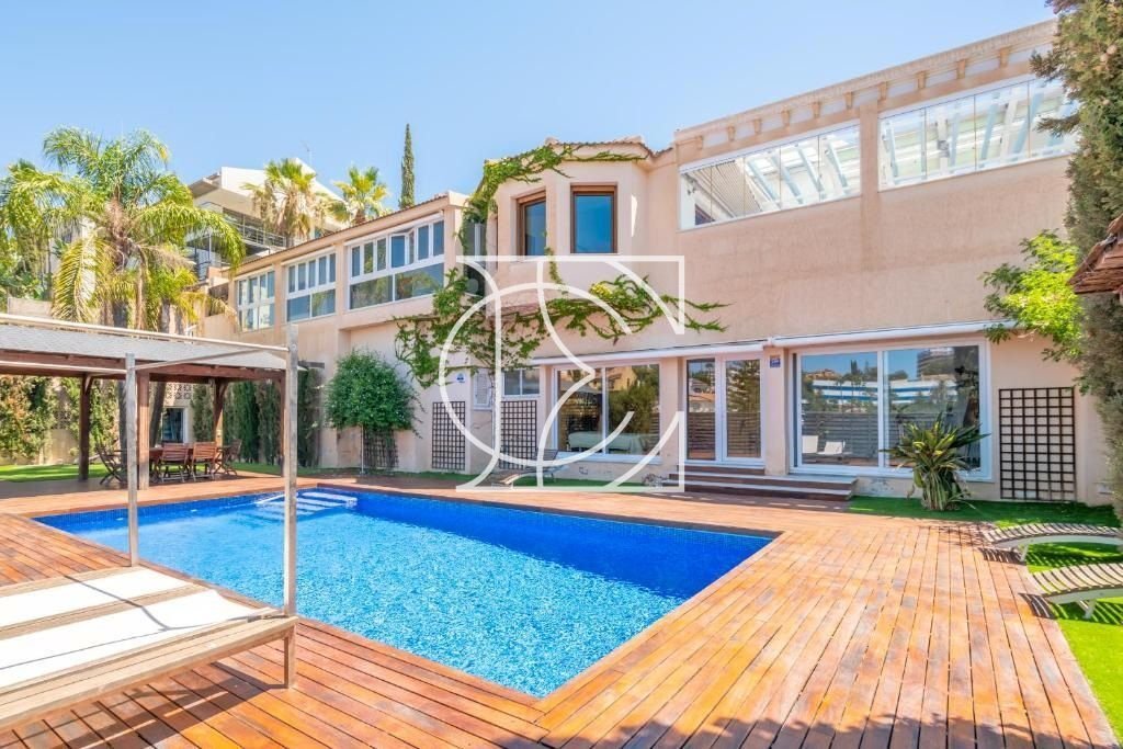 Chalet in Este, Malaga, Spain 1 - 18357189