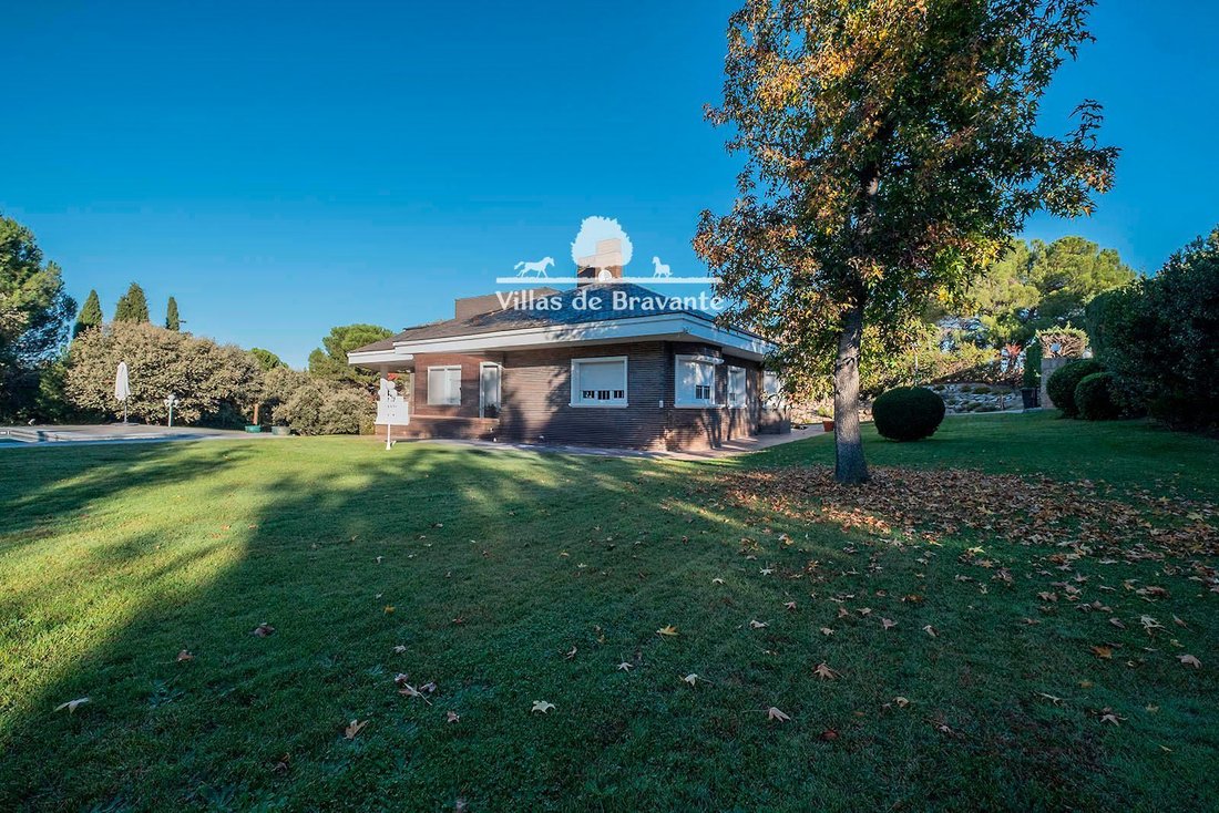 Chalet a Pozuelo de Alarcón, Madrid, Spagna 3 - 18357131