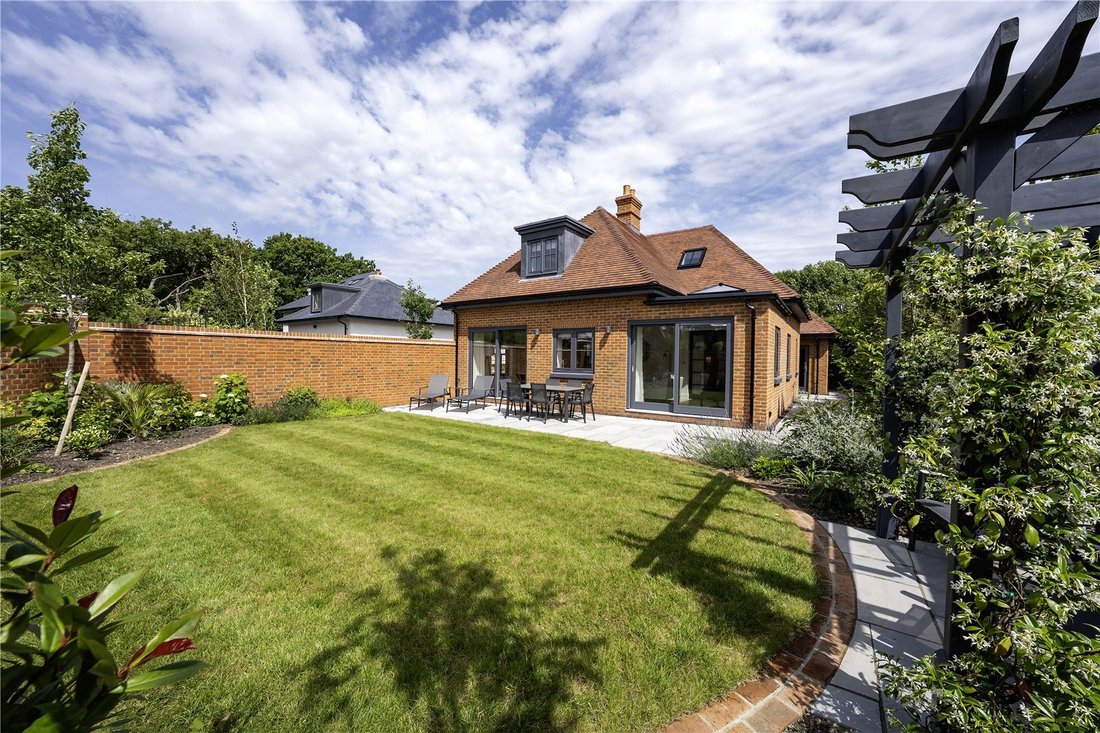 House in Prinsted, England 4 - 16268812