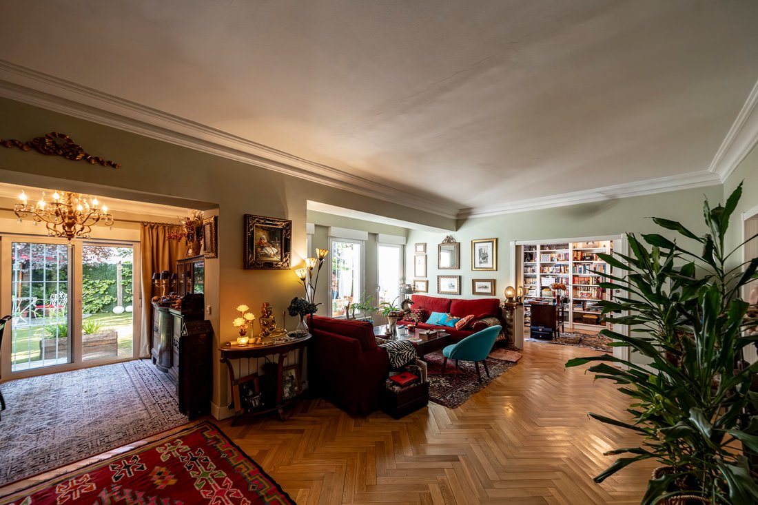 Chalet in San Blas, Madrid, Spain 4 - 18358301