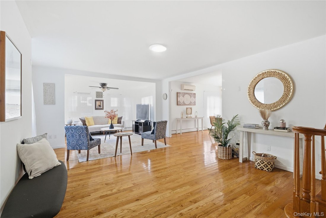 House in New York, New York, United States 4 - 18358347
