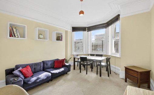 Apartment in Bloomsbury, Camden, England 1