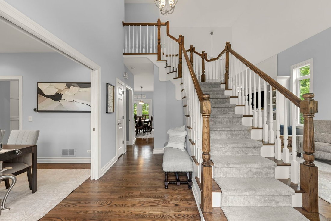 House in Aurora, Illinois, United States 5 - 18169944