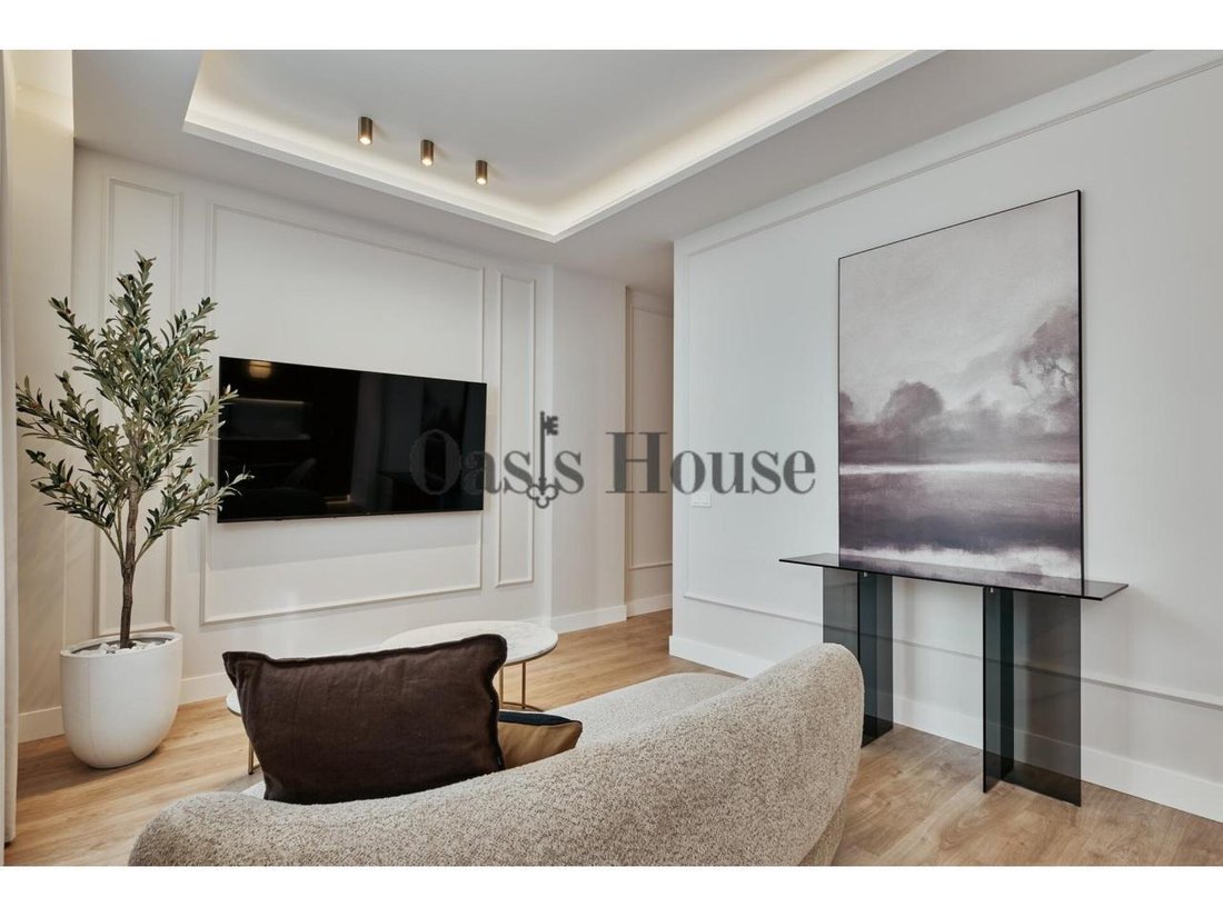 Apartment in Barrio Salamanca, Madrid, Spain 2 - 18359269