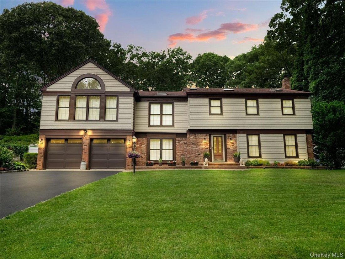 House in Smithtown, New York, United States 2 - 18358376