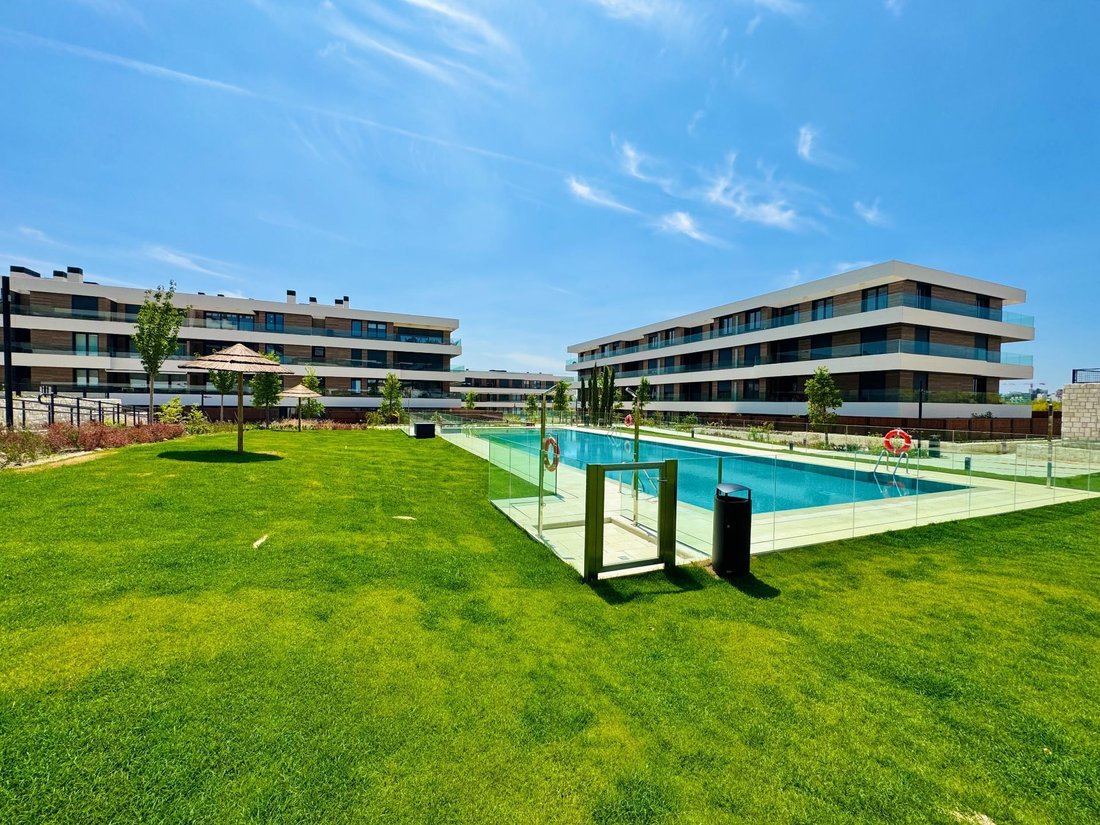 Apartment in La Moraleja, Alcobendas, Comunidad de Madrid 2 - 18358568