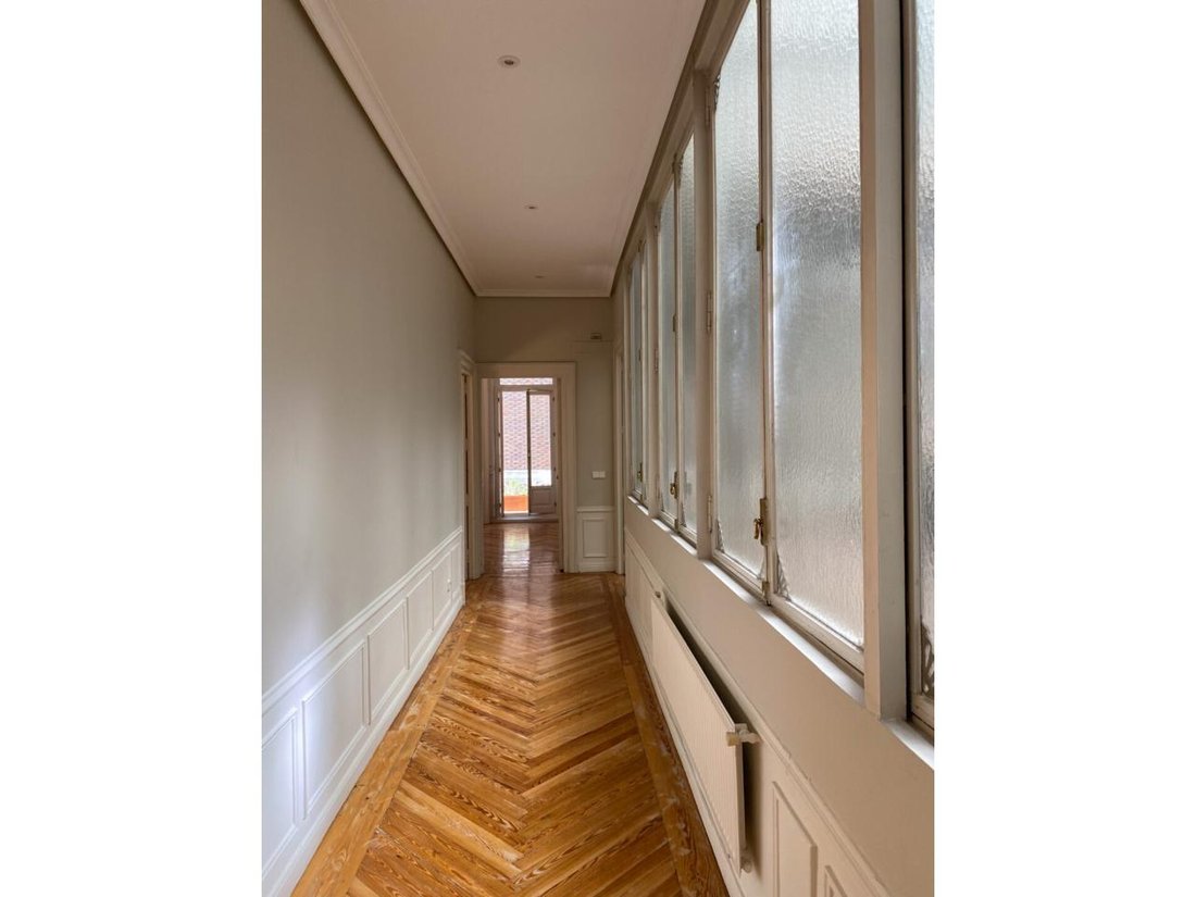 Apartment in Barrio Salamanca, Madrid, Spain 5 - 18358333
