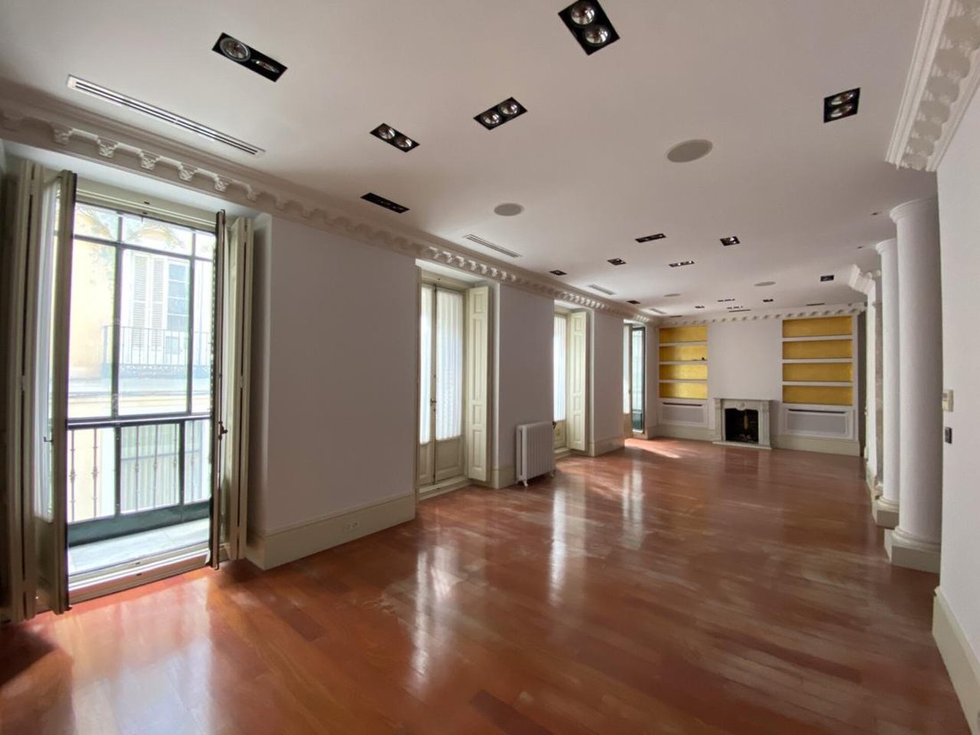 Apartment in Centro, Madrid, Spain 3 - 18358224