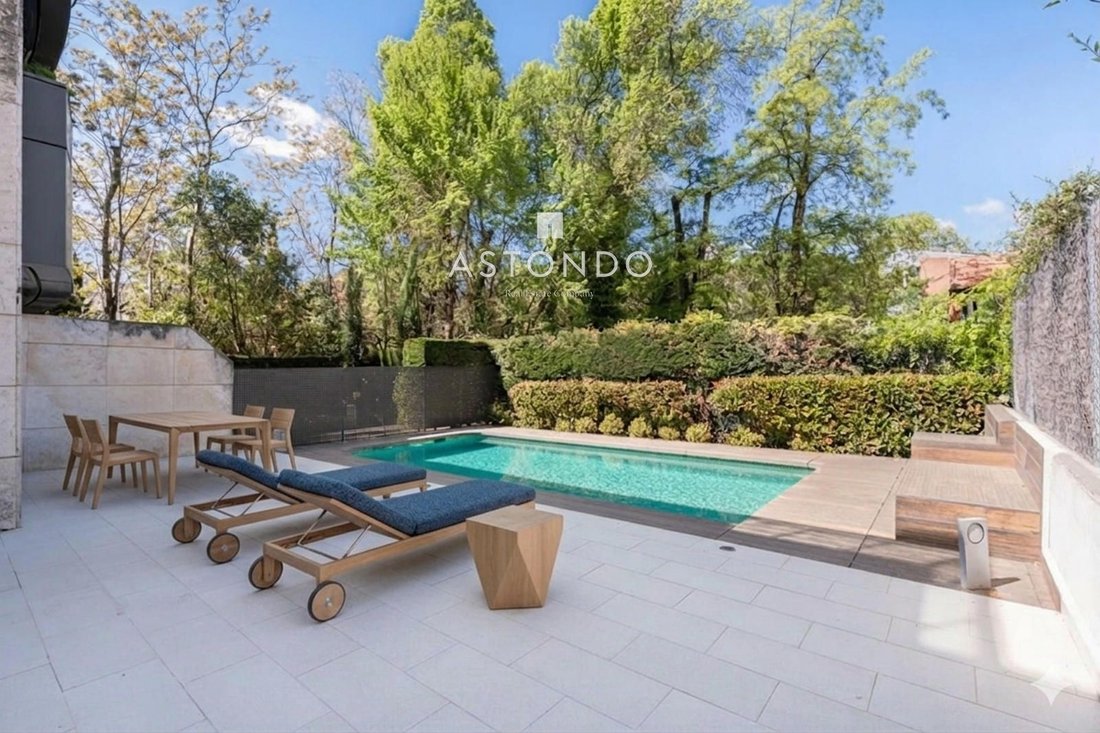Chalet in Ciudad Lineal, Madrid, Spain 1 - 18357594