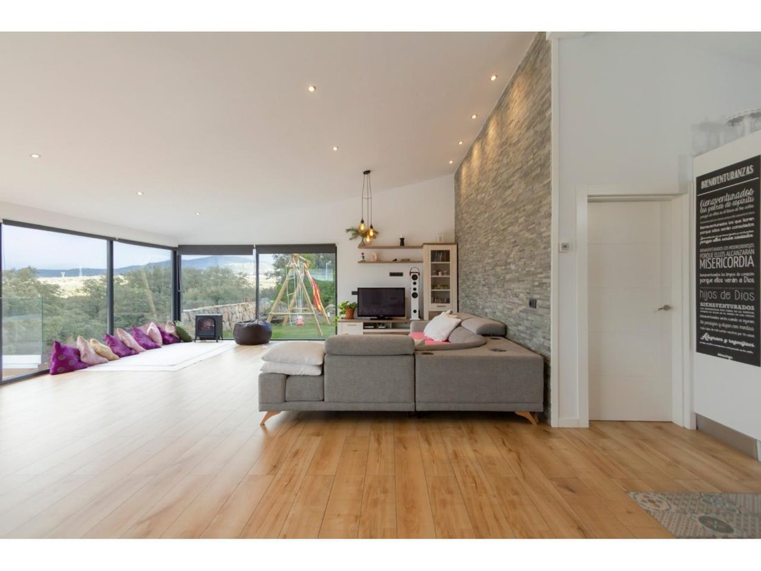 Chalet in Alpedrete, Comunidad de Madrid, Spain 1 - 18357139