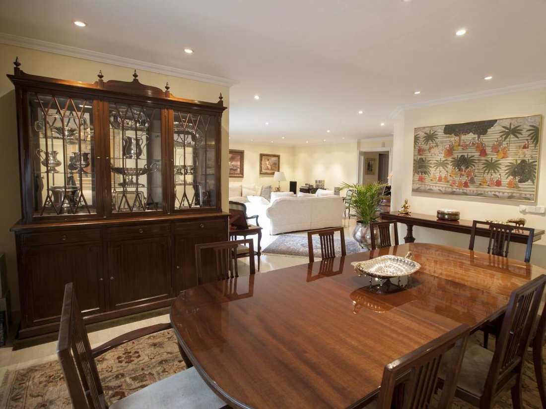 Chalet in Las Rozas de Madrid, Comunidad de Madrid, Spain 4 - 18357212