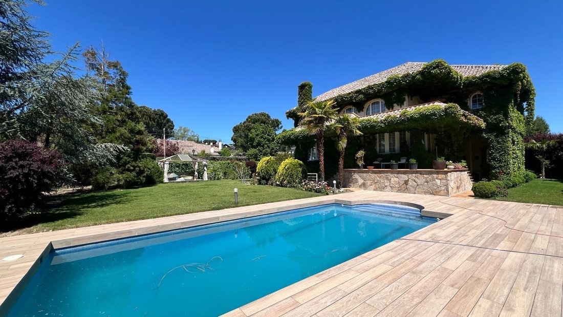 Chalet in Villanueva de la Canada, Comunidad de Madrid, Spain 3 - 18357436