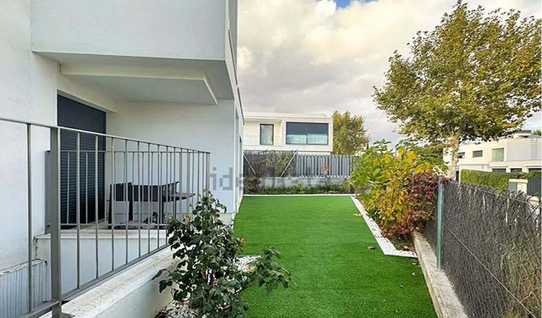 Chalet in Boadilla del Monte, Comunidad de Madrid, Spain 5 - 18357757