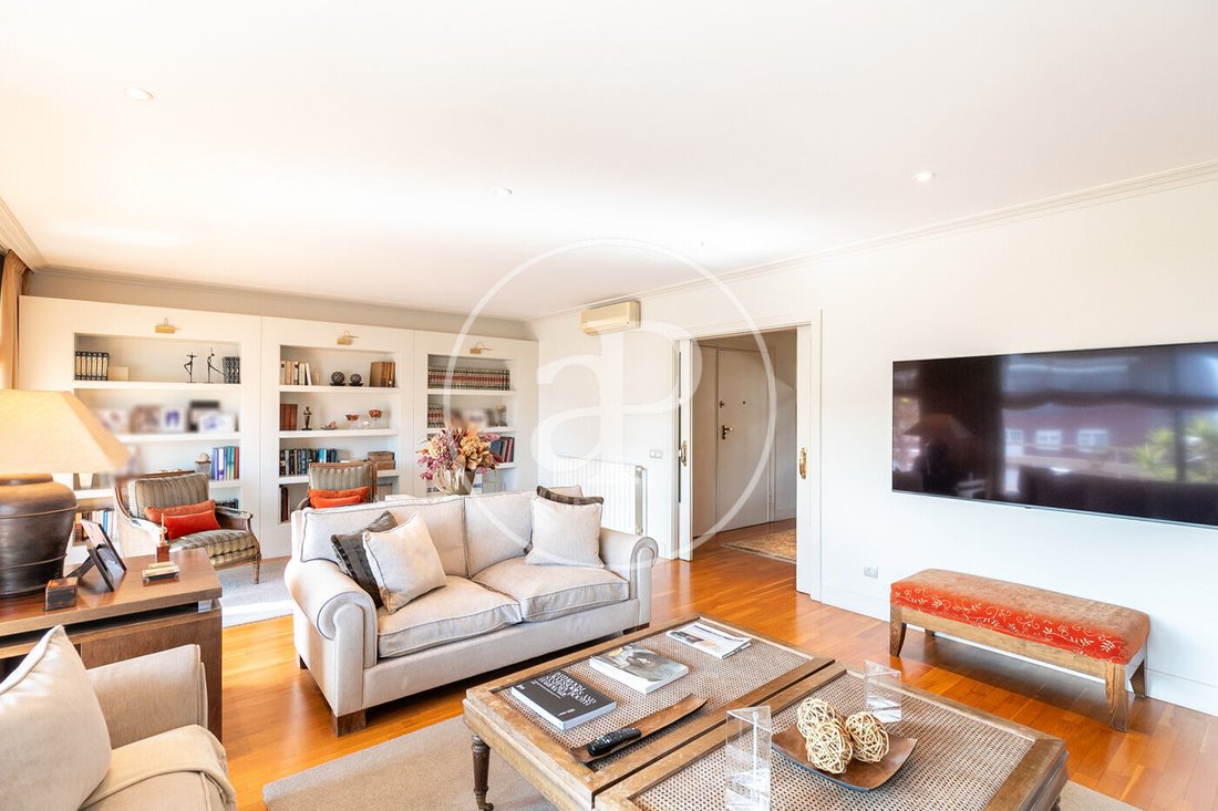 Apartment in Les Corts, Barcelona, Spain 5 - 18357037