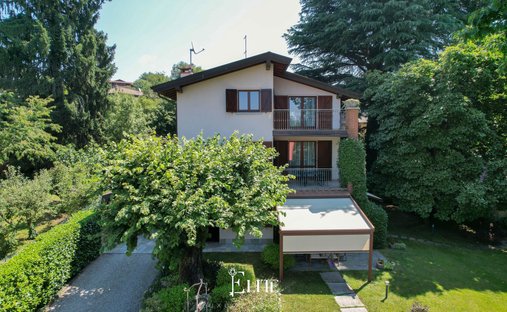 Villa à Besozzo, Lombardie, Italie 1