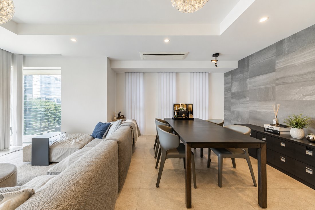 Apartment in Chiyoda City, Tokyo, Japan 2 - 18360085