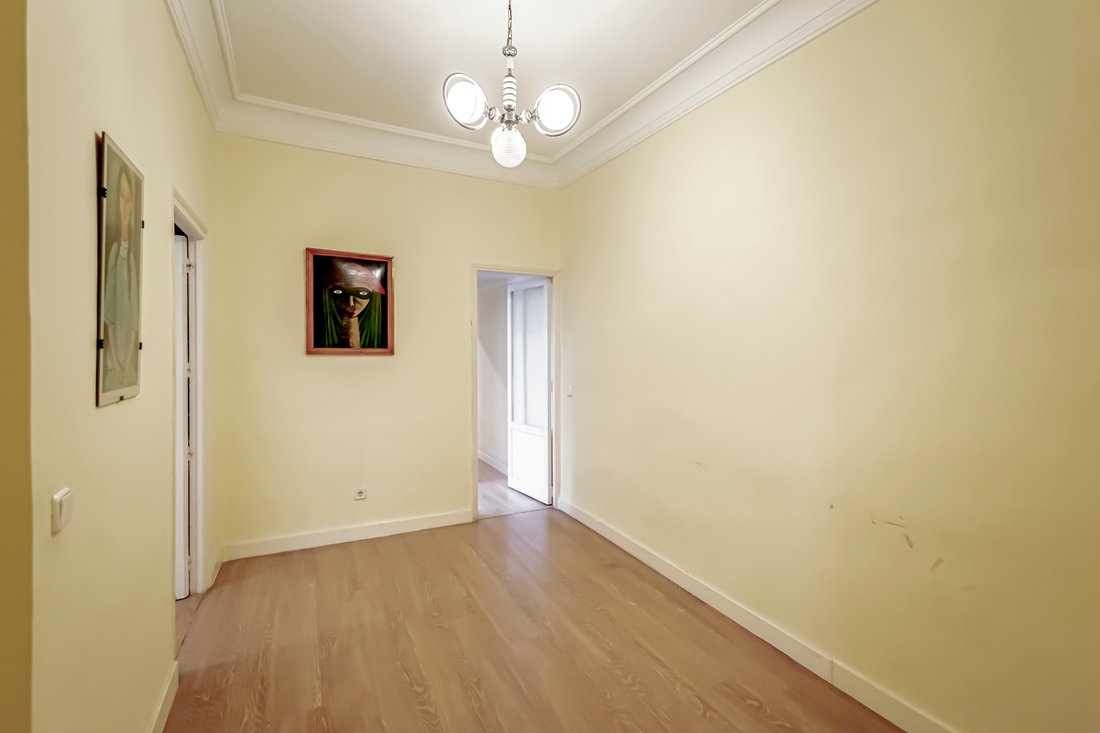 Apartment in Retiro, Madrid, Spain 4 - 18359845