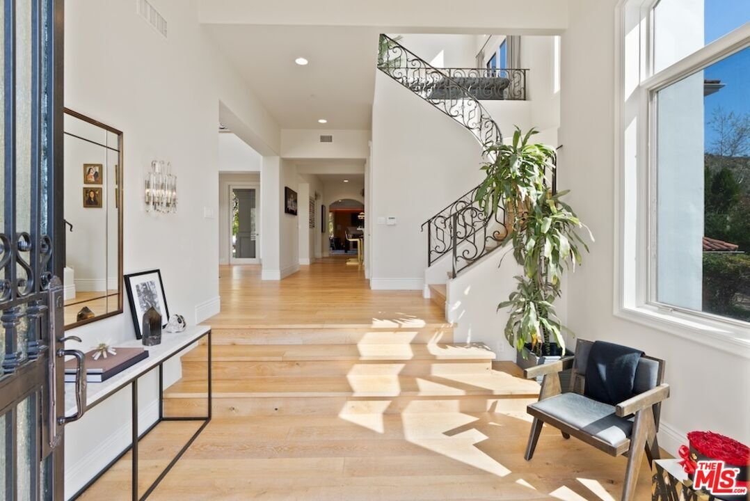 House in Calabasas, California, United States 4 - 18360227