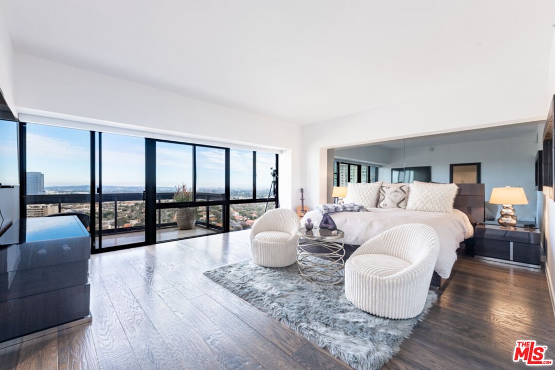 Condo in Los Angeles, California, United States 1 - 18360217