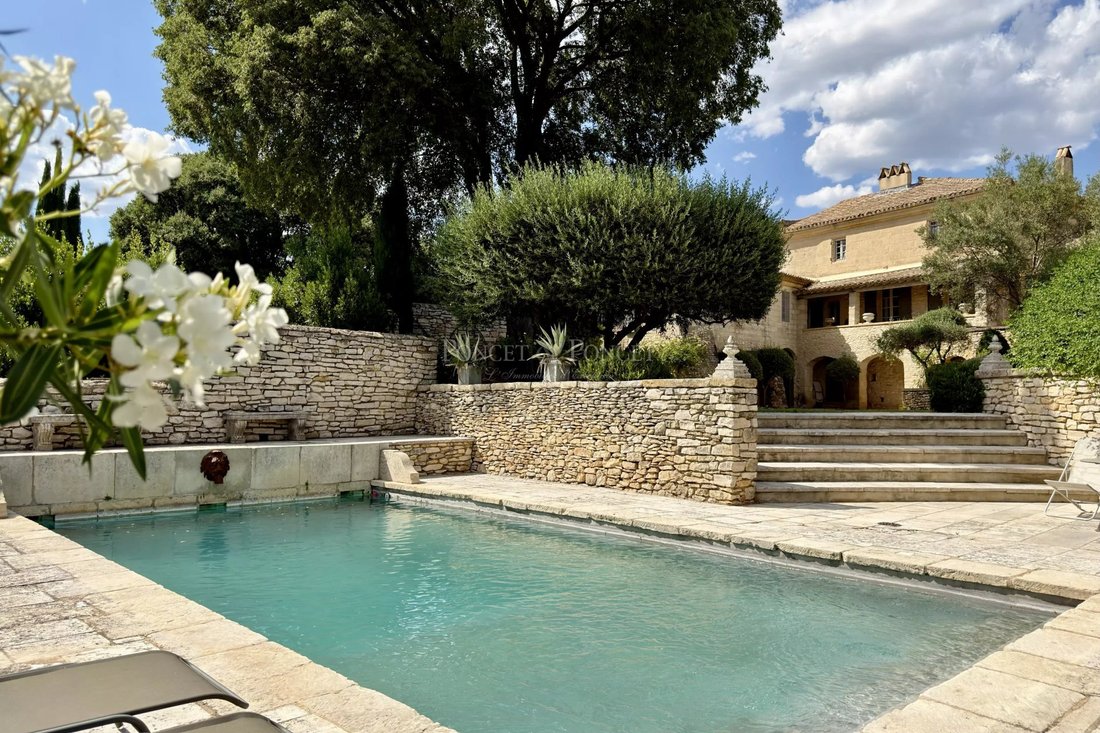 Villa in Arrondissement of Nimes, Occitania, France 1 - 16400848