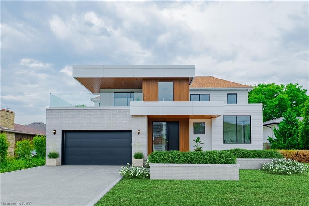 House in Hamilton, Ontario, Canada 1 - 18360176