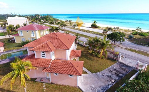 Villa in Freeport, Freeport, The Bahamas 1