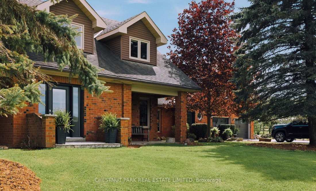 House in King, Ontario, Canada 3 - 18360211