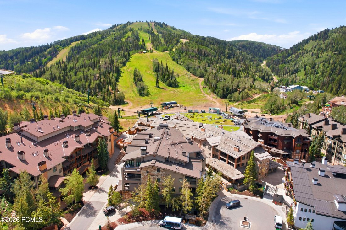 Condo in Park City, Utah, United States 4 - 17842359