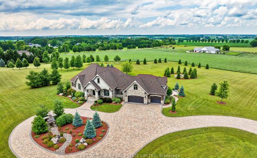 Wellesley, Ontario, Canada 1