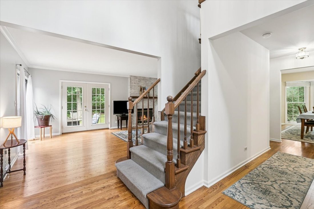 House in Lake Bluff, Illinois, United States 3 - 18360128