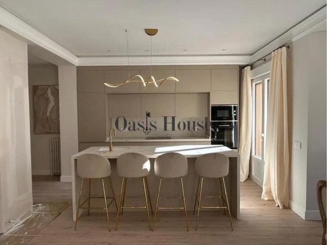 Apartment in Barrio Salamanca, Madrid, Spain 4 - 18359847